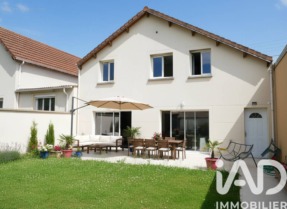 Photo 1 - Maison à SAINT-BRICE-SOUS-FORET