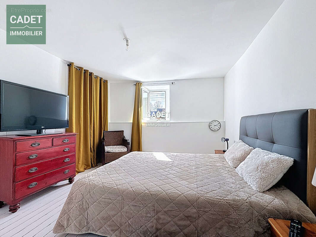 Maison à SAINT-SAUVEUR-LA-POMMERAYE