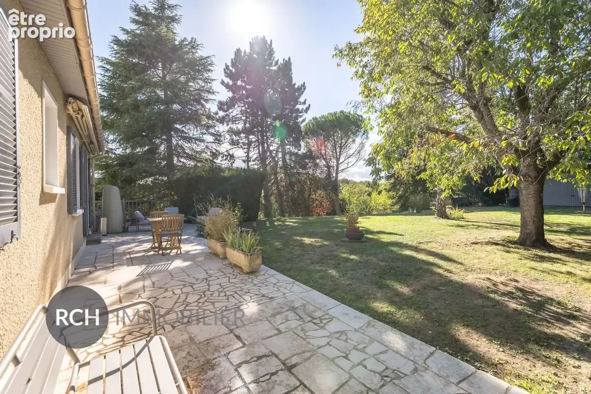 Belle maison familiale sur joli terrain arboré - photo 4