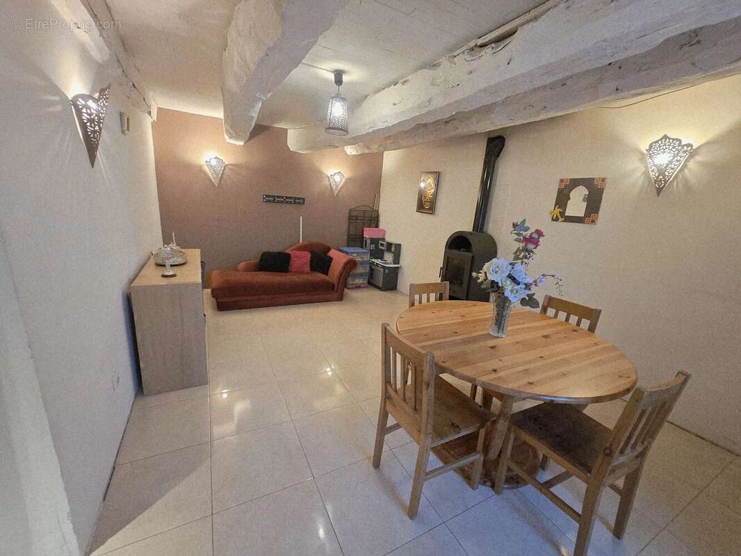 Maison à SAINT-BARNABE