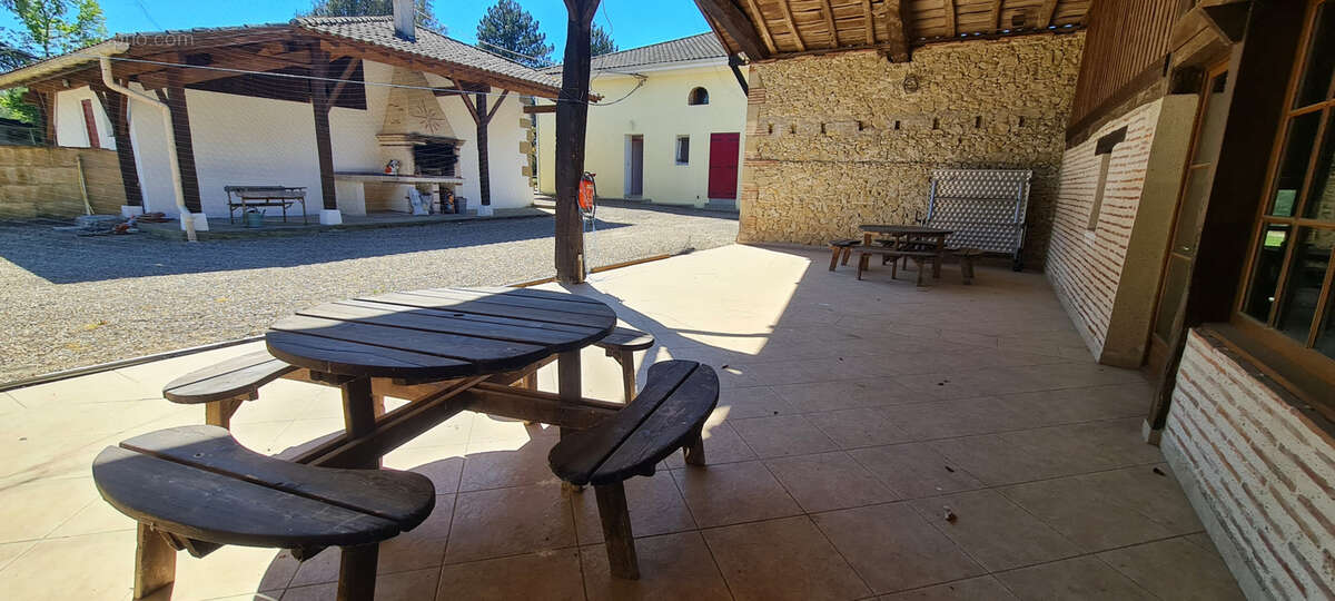 Maison à GRATELOUP-SAINT-GAYRAND