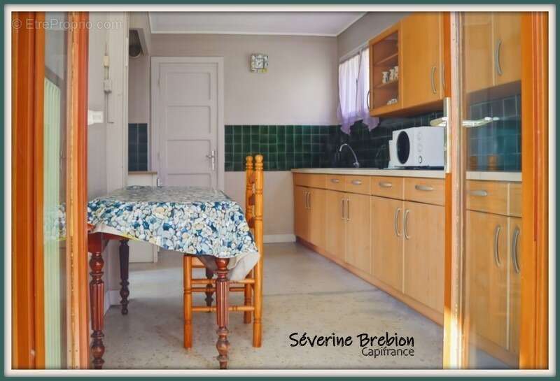 Maison à LA MONNERIE-LE-MONTEL