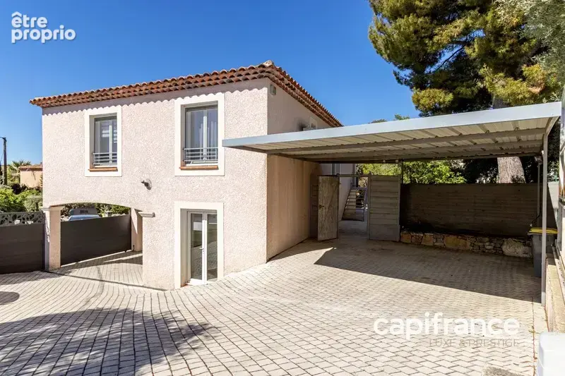 Maison à vendre à CEYRESTE (13), village à pied, vue mer, 3 chambres, terrasse, jardin, carport, atelier - photo 19