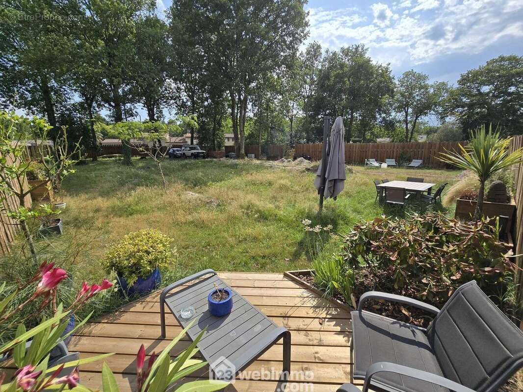 Terrain 956 m² à Arsac  - photo 25