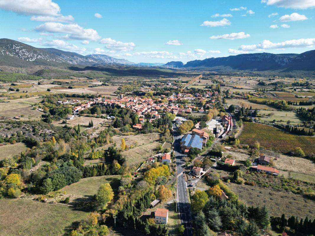 Maison de village à renover + terrain - photo 10
