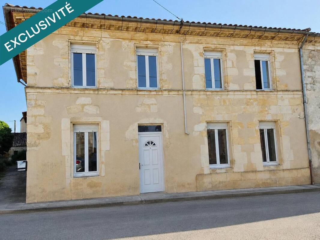 Photo 1 - Maison à SAINT-ESTEPHE