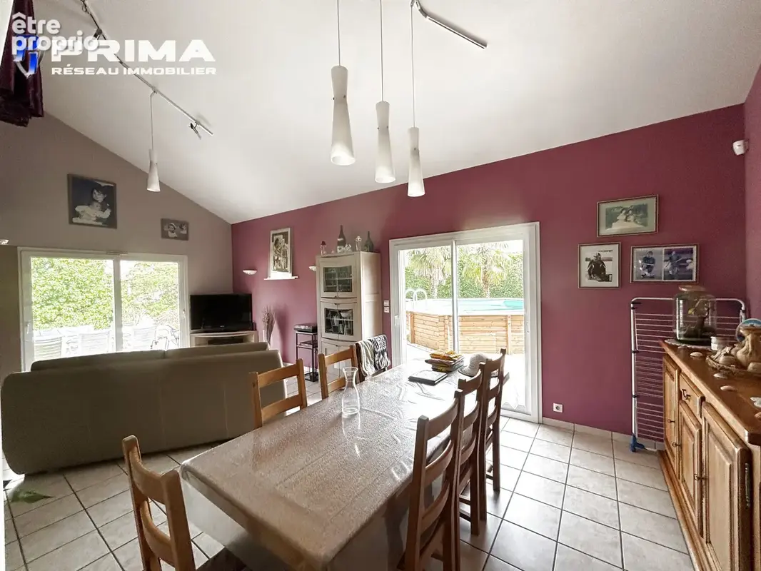 Voiron, adresse prisée et convoitée, opportunité rare ! - photo 4