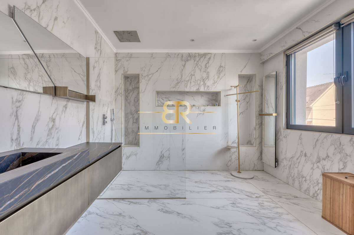 Maison à JOINVILLE-LE-PONT