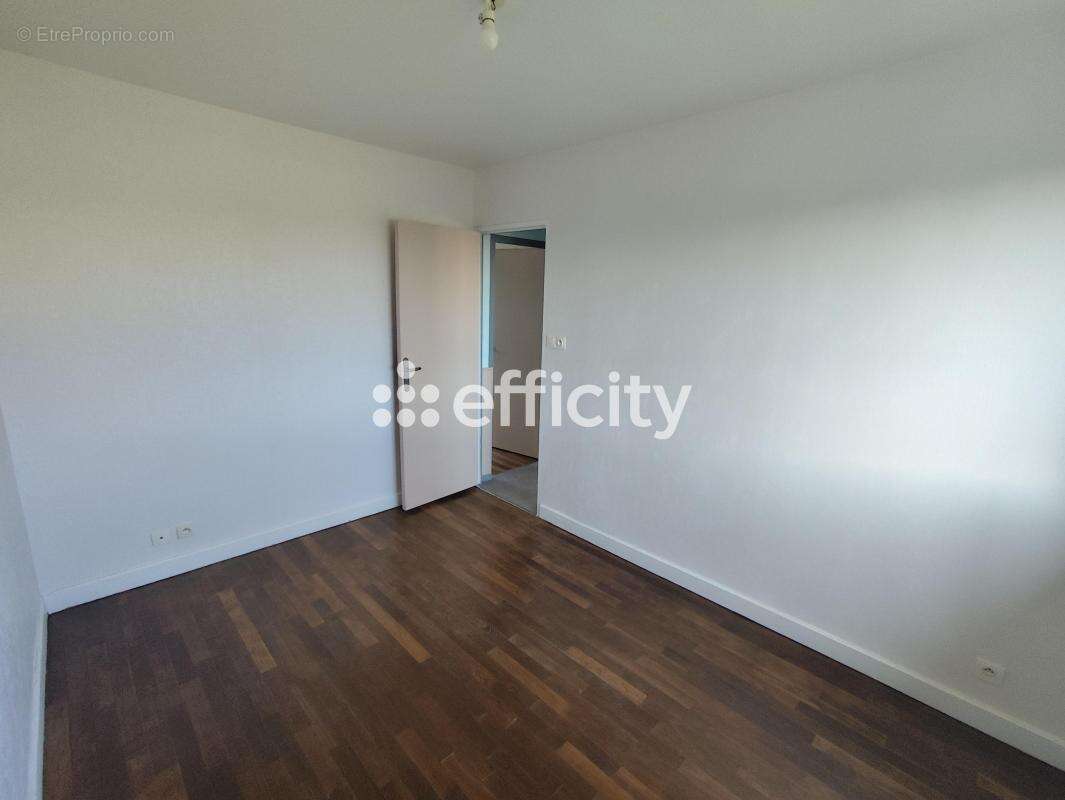 Maison à SAINTE-GAUBURGE-SAINTE-COLOMBE