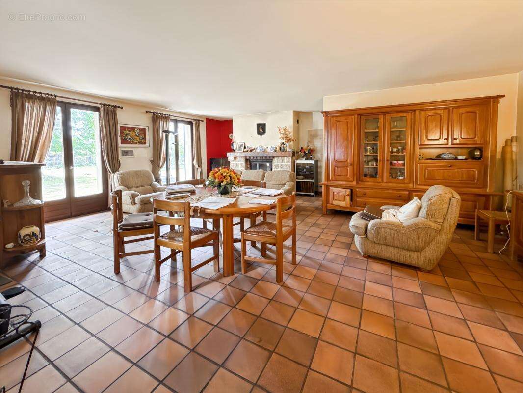 Maison à vendre La Ferté Imbault – Maison de plain-pied au calme - photo 2
