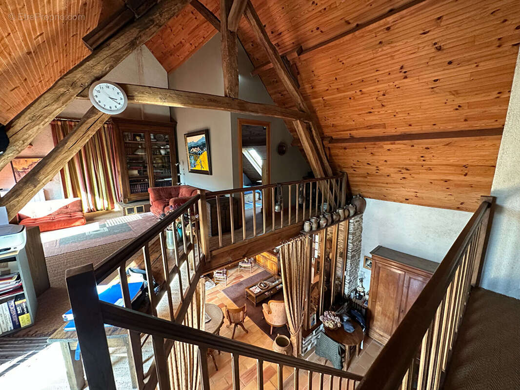 Maison à EGUZON-CHANTOME