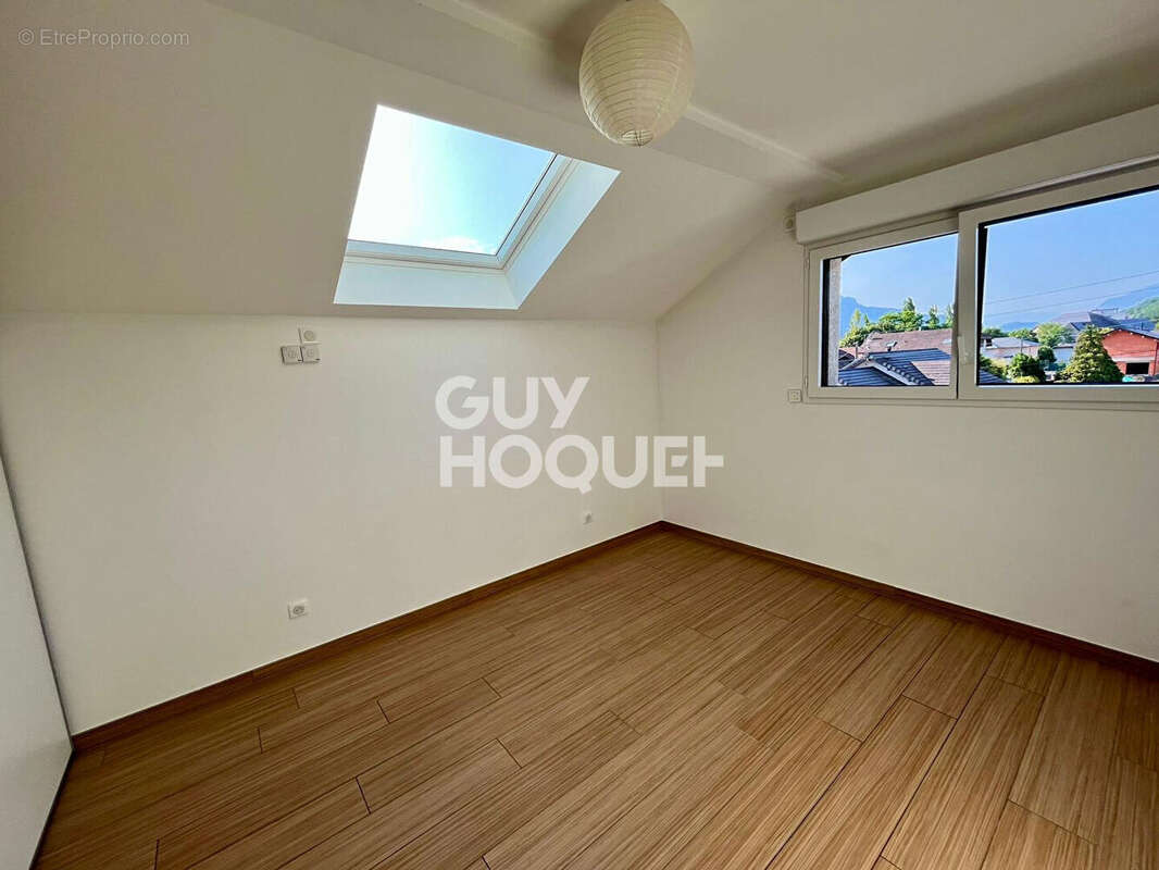 Appartement à AIX-LES-BAINS