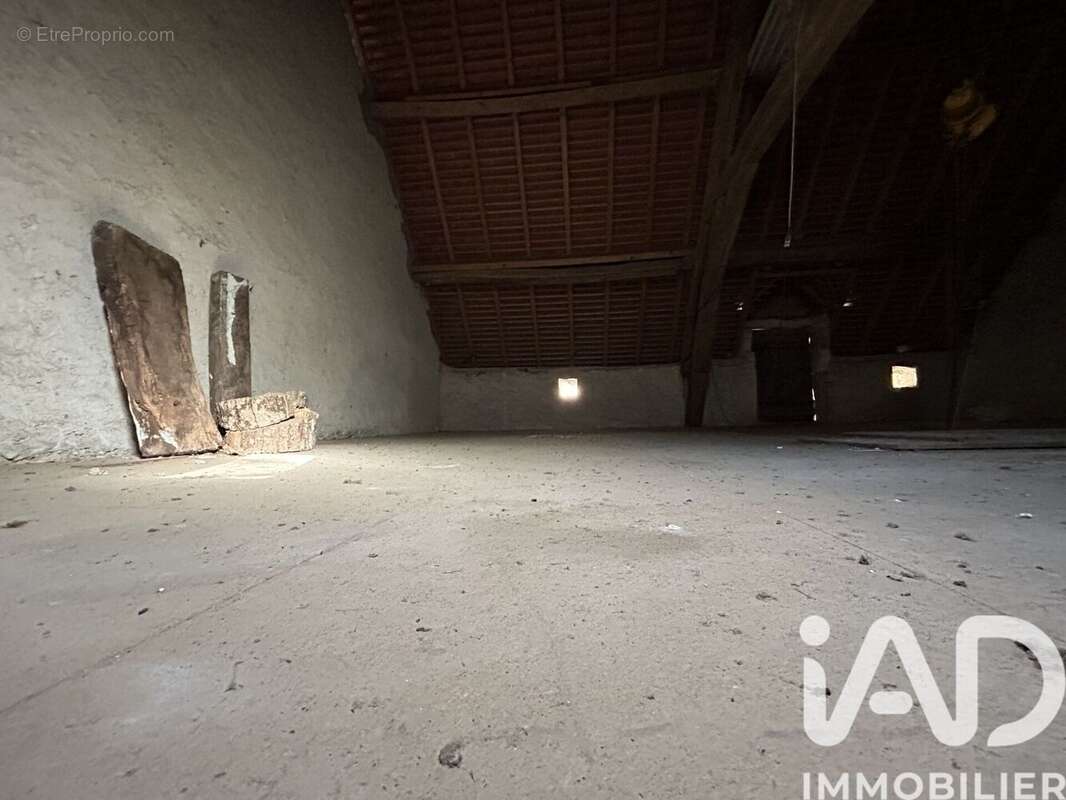 Maison 50 m² à Thenay  - photo 6