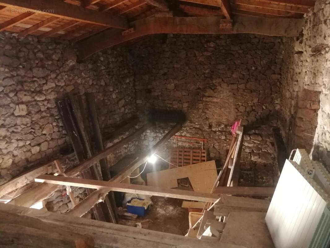 Photo 8 - Maison à COLOMBIER-LE-JEUNE