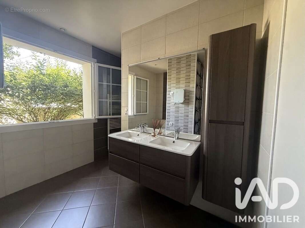 Maison 132 m² à Fourques-Sur-Garonne  - photo 7