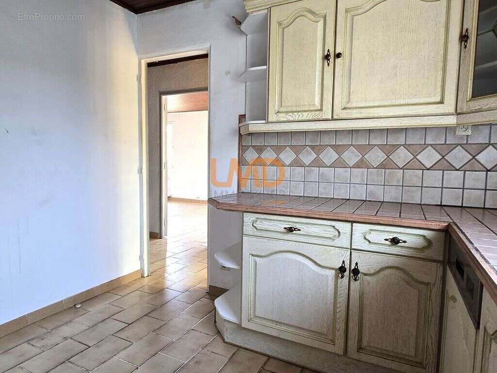 Maison à CABRIERES-D'AVIGNON