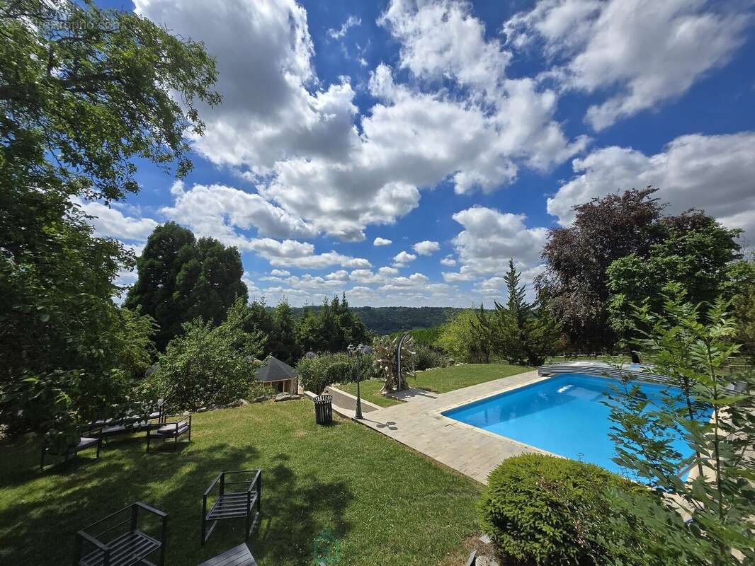 Maison à COULOMMIERS