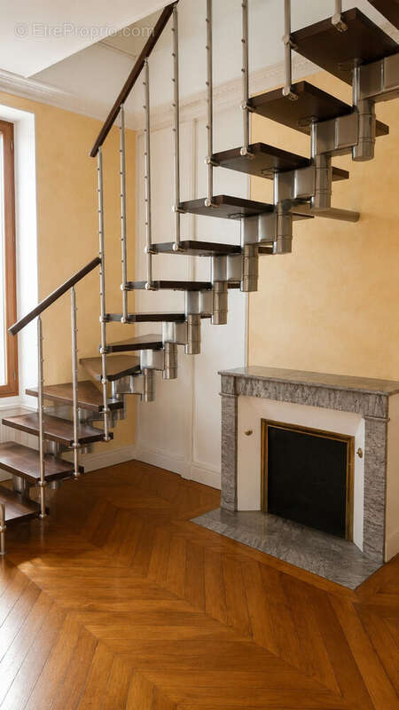 Appartement 184 m² à Orleans  - photo 4