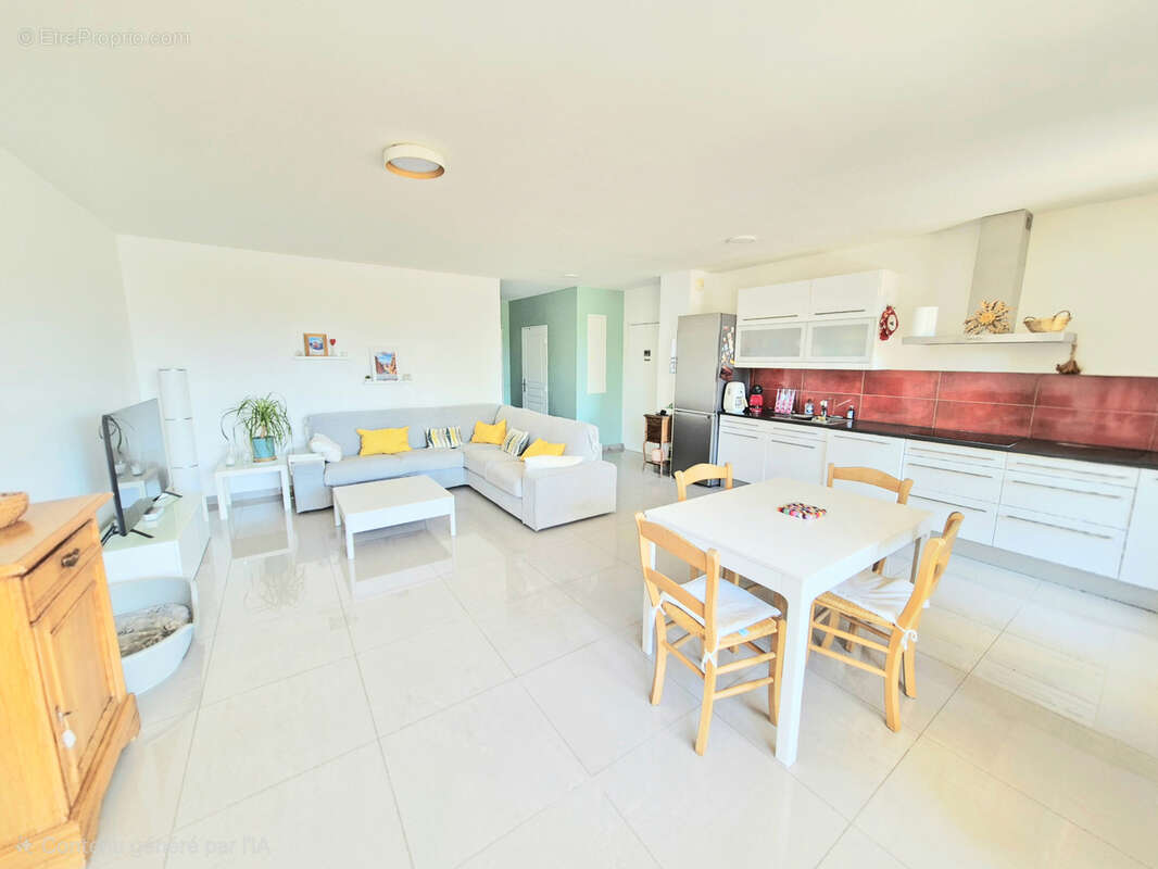 Appartement à HYERES