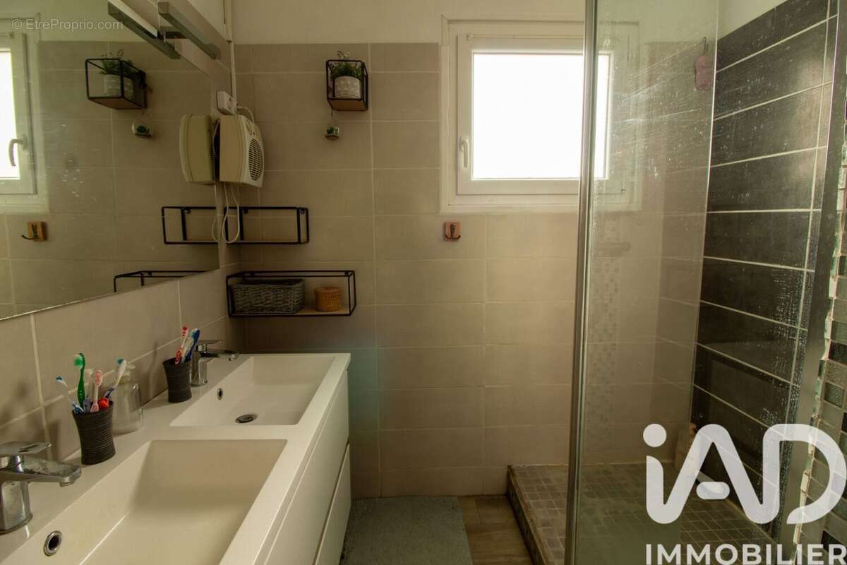 Photo 9 - Maison à LA QUEUE-LES-YVELINES