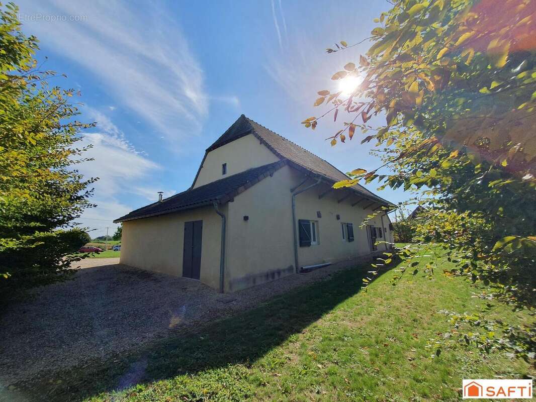 Photo 2 - Maison à LOUHANS