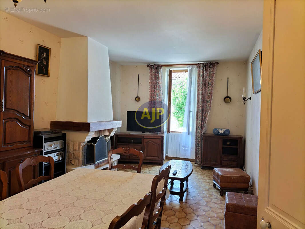 Maison à ROCHEFORT