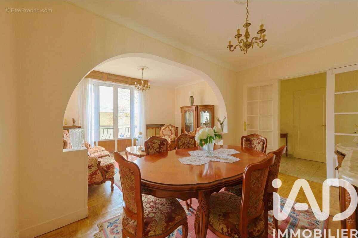 Photo 4 - Maison à VILLEJUIF