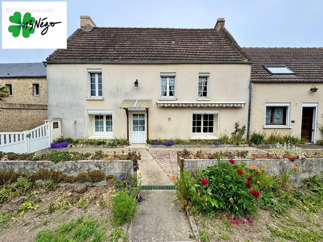 Maison à BENOUVILLE