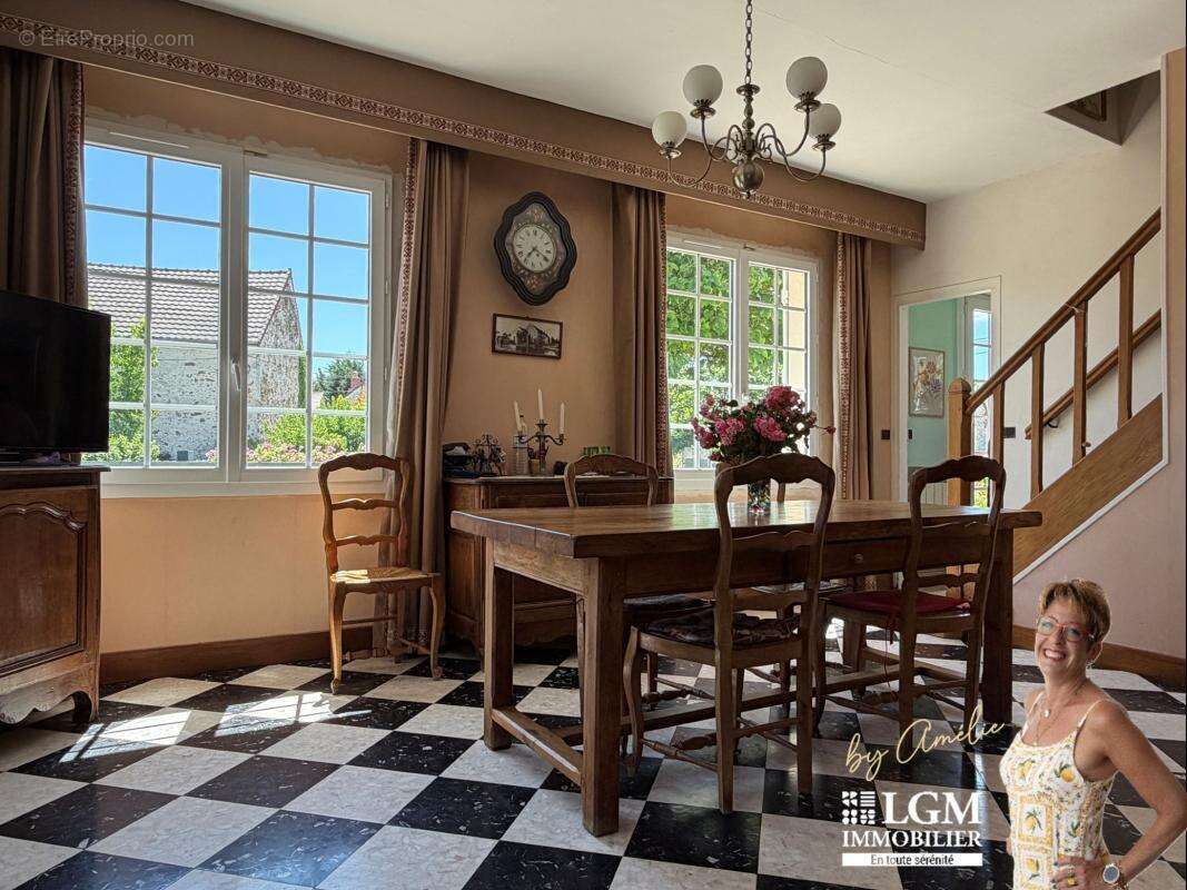 Propriété de caractère de 168 m²- 4 Chambres - Dépendances - photo 5