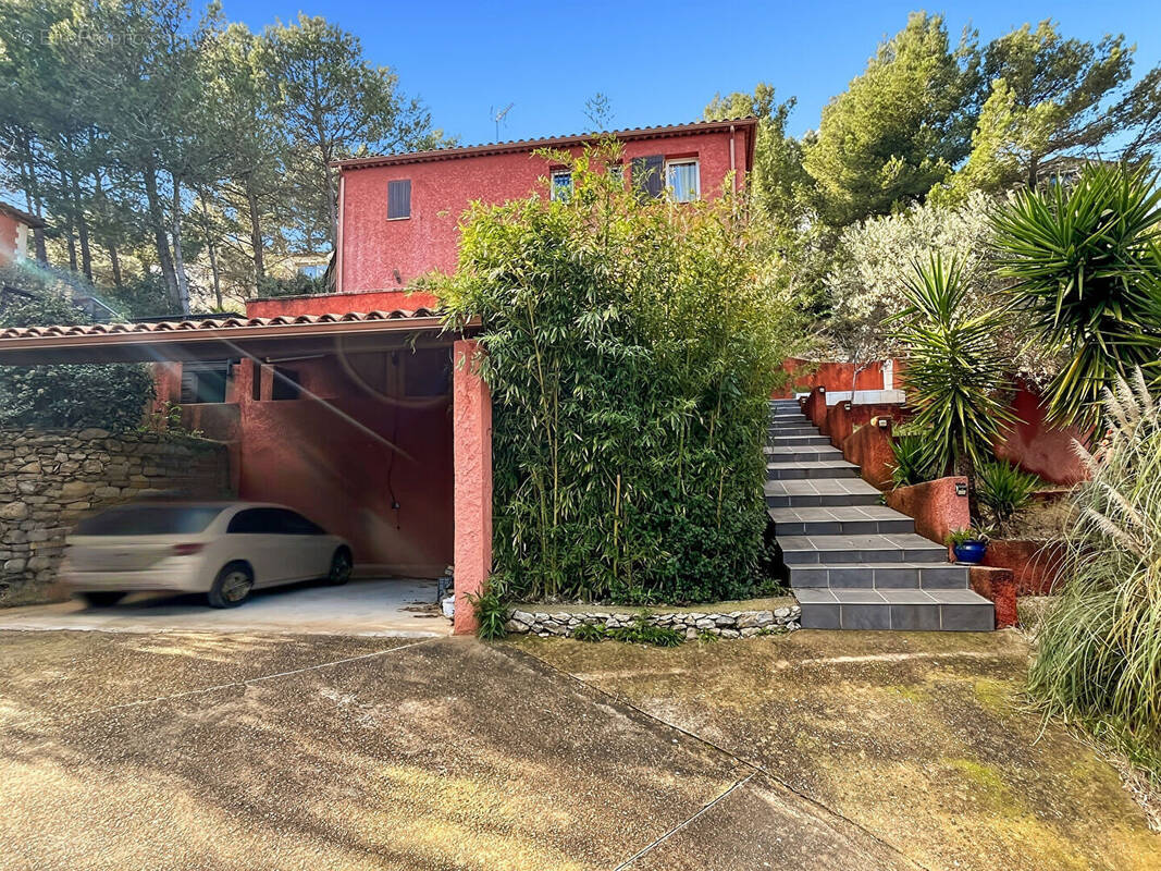 Maison à BEAUCAIRE