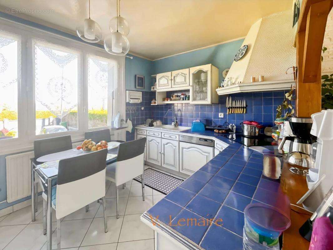 Maison à LA CHAPELLE-MOUTILS