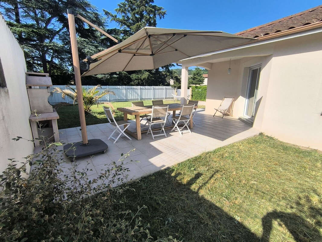 Maison à SAINT-MAURICE-L'EXIL