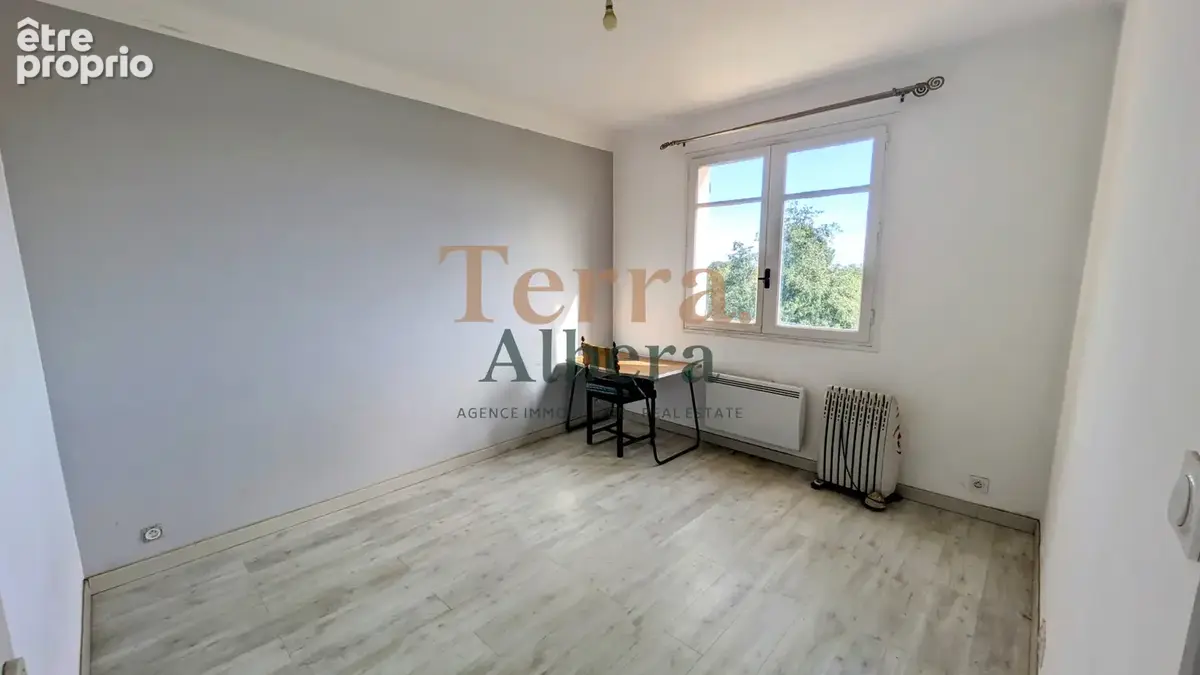 Sorède - Belle villa sur 3 plateaux & terrain 1500 m encore constructible - photo 13