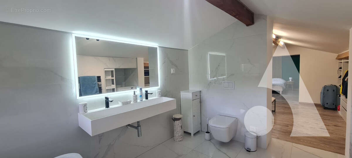 Maison à TRANS-EN-PROVENCE