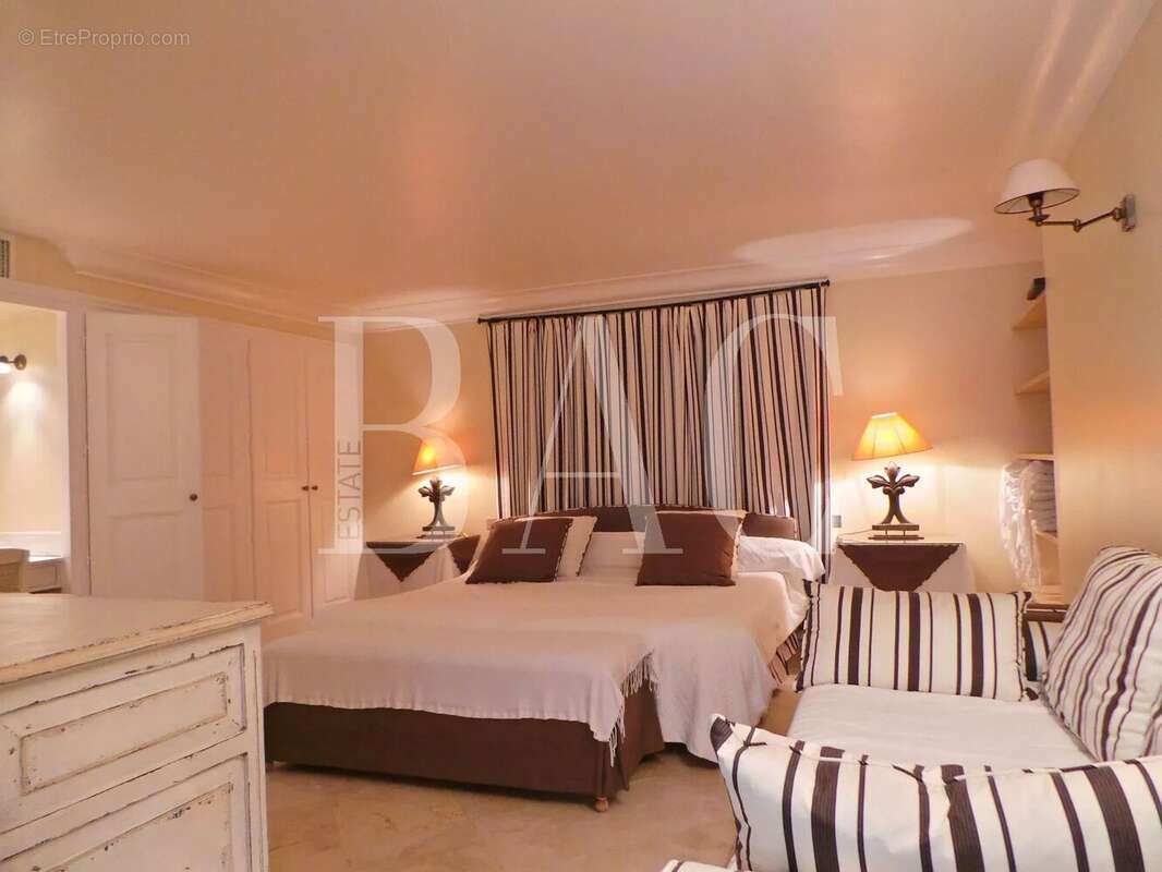 Maison à RAMATUELLE