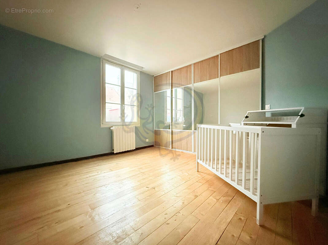 Maison à VILLERS-COTTERETS