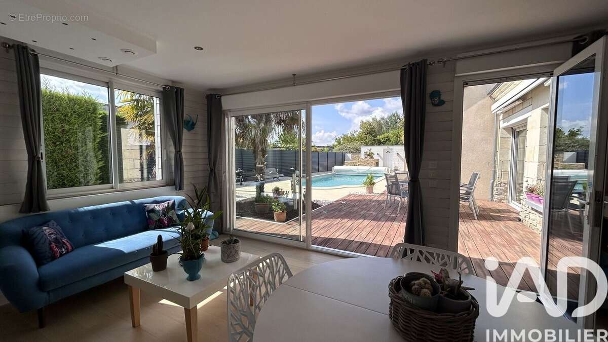 Photo 5 - Maison à SAINT-CLEMENT-DES-LEVEES