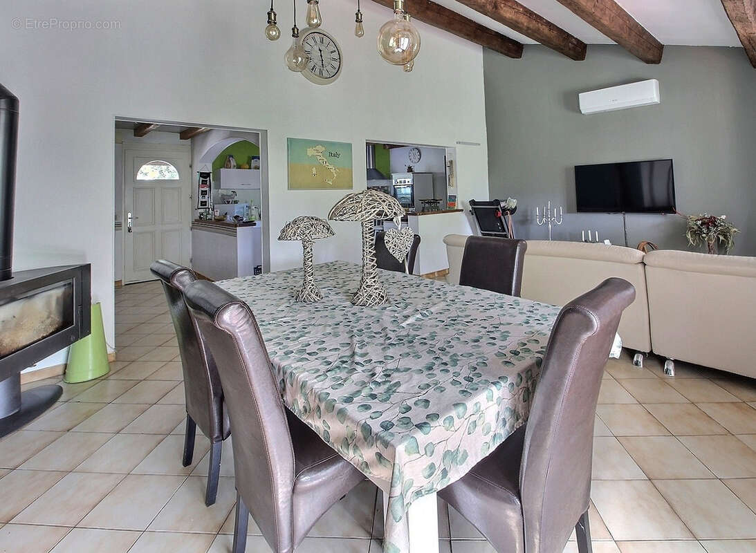 Maison à SAINT-MARTIN-DE-LONDRES