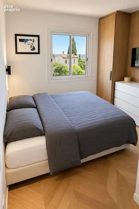 A vendre à Cannes dernier étage Superbe 3 pièces entièrement rénové - photo 4