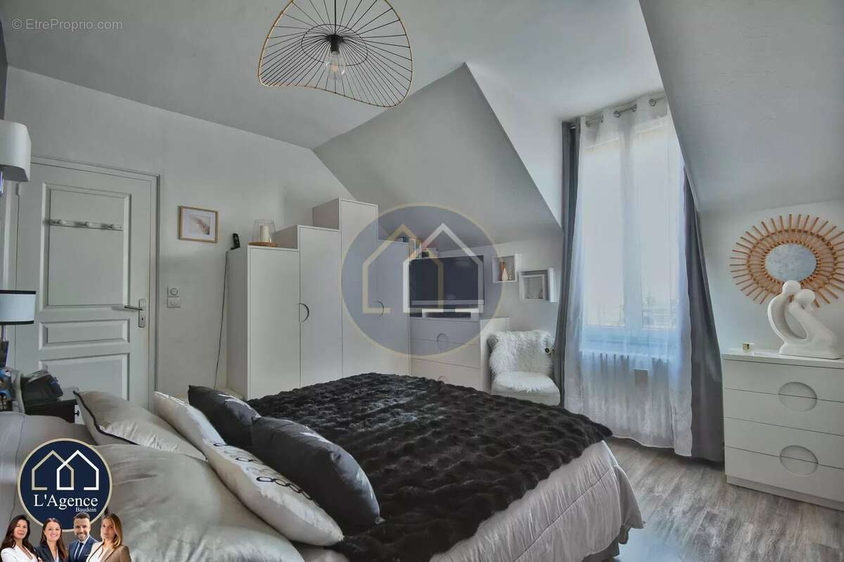 Maison à NOGENT-LE-ROI