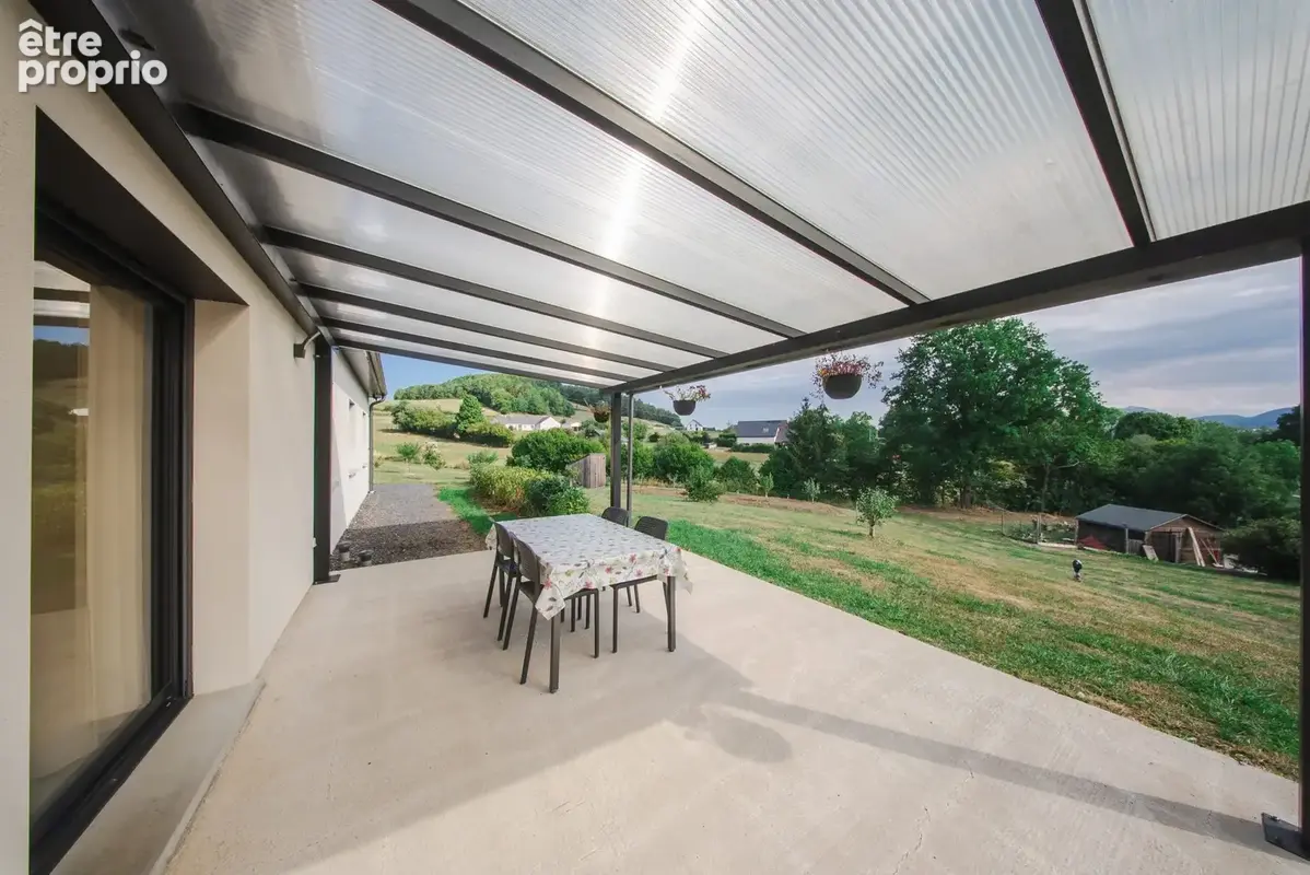 Maison 123 m² à Saint-Bonnet-Pres-Orcival  - photo 5