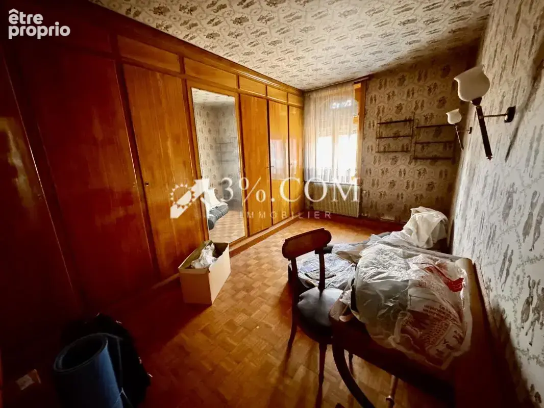 Loos-en-Gohelle -- Belle maison de ville à rénover, grand ext - photo 5