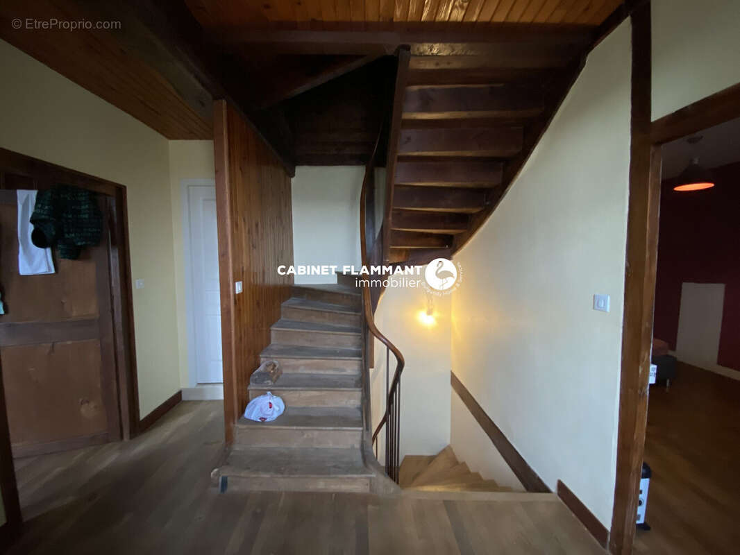 Maison 140 m² à Meulson  - photo 8