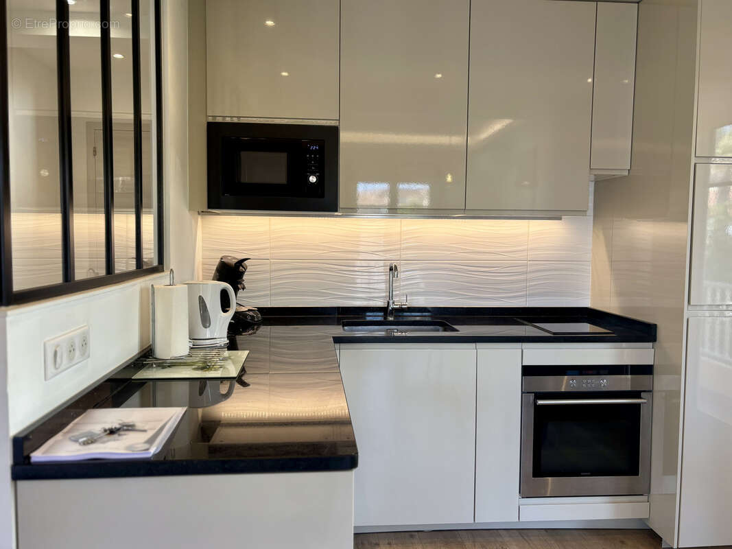 Appartement à ROQUEBRUNE-CAP-MARTIN