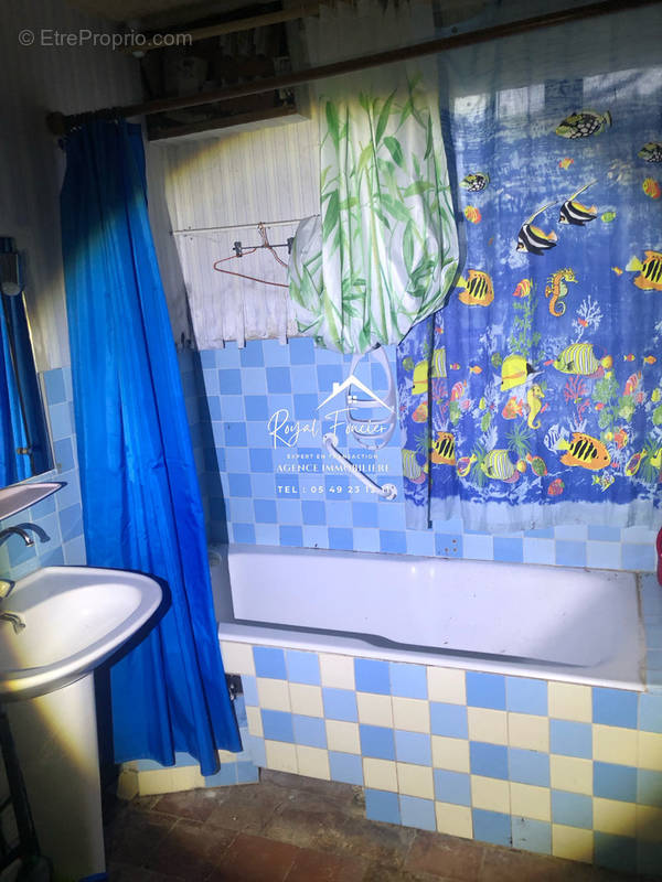 SDB - Maison à BOURNAN