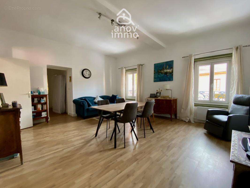 Appartement à GIVORS
