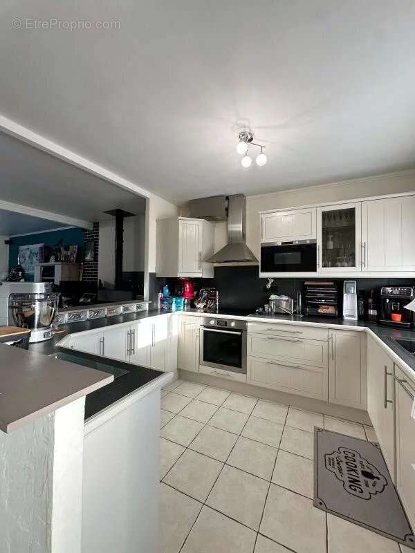 Maison à MONTIGNY-LES-CORMEILLES