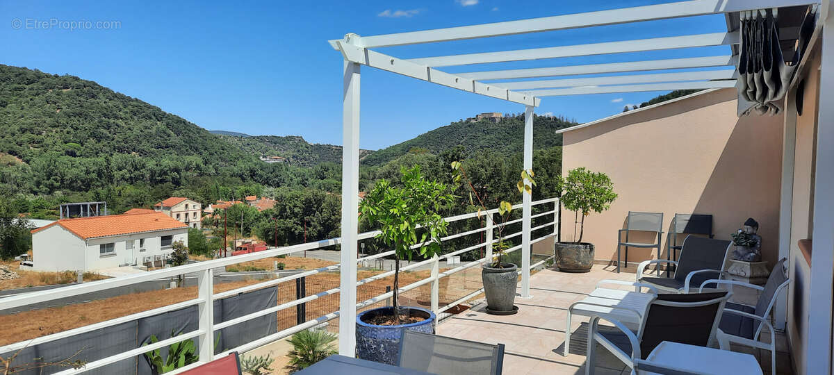 Plain-pied. re2020.terrasse.piscine. 66. vue canigou .terrasse - photo 6