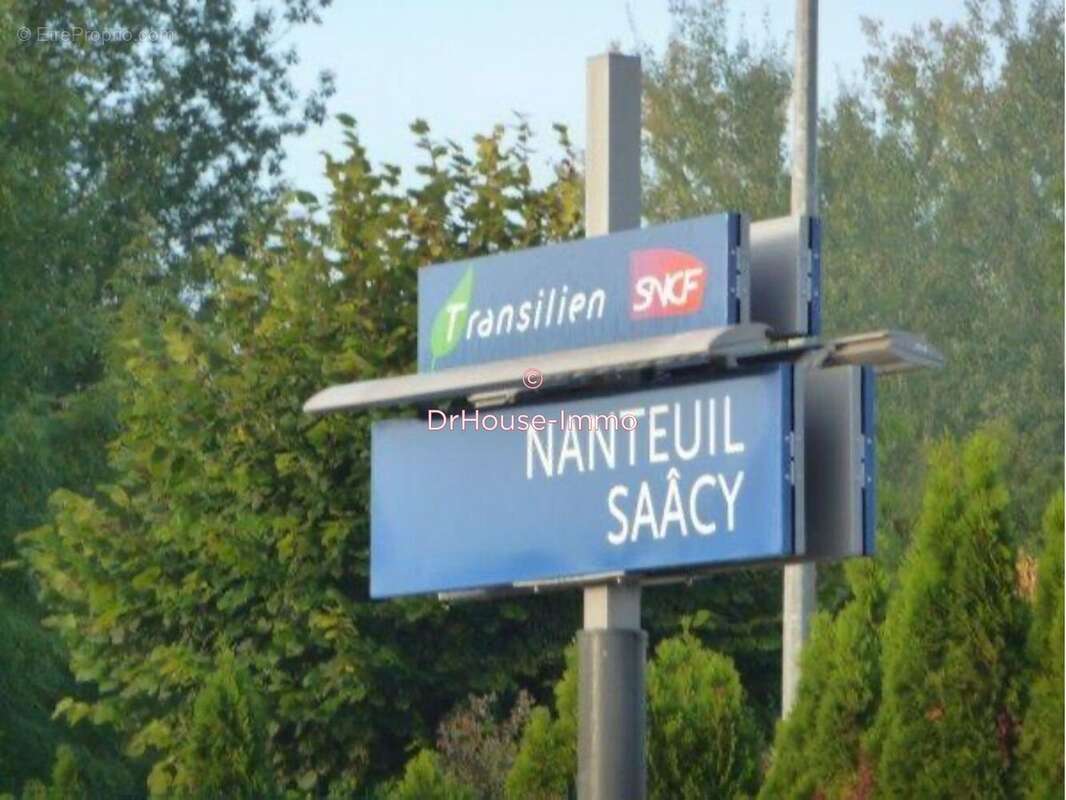 Terrain à SAACY-SUR-MARNE