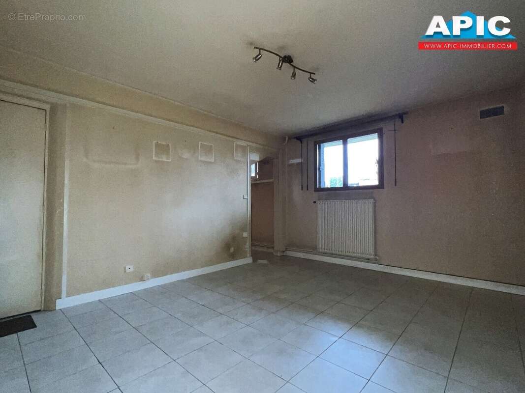 Appartement à GROSLAY